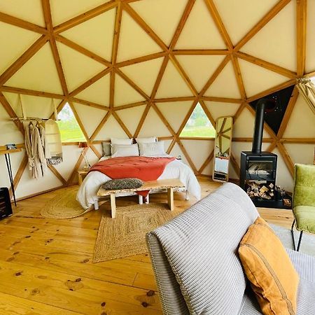 Dome Insolite Cedre Jacuzzi Et Petits Dejeuners Inclus Lagraulet-du-Gers Exterior photo