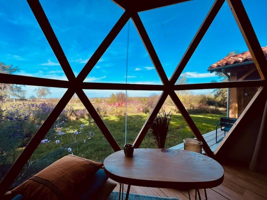 Dome Insolite Cedre Jacuzzi Et Petits Dejeuners Inclus Lagraulet-du-Gers Exterior photo