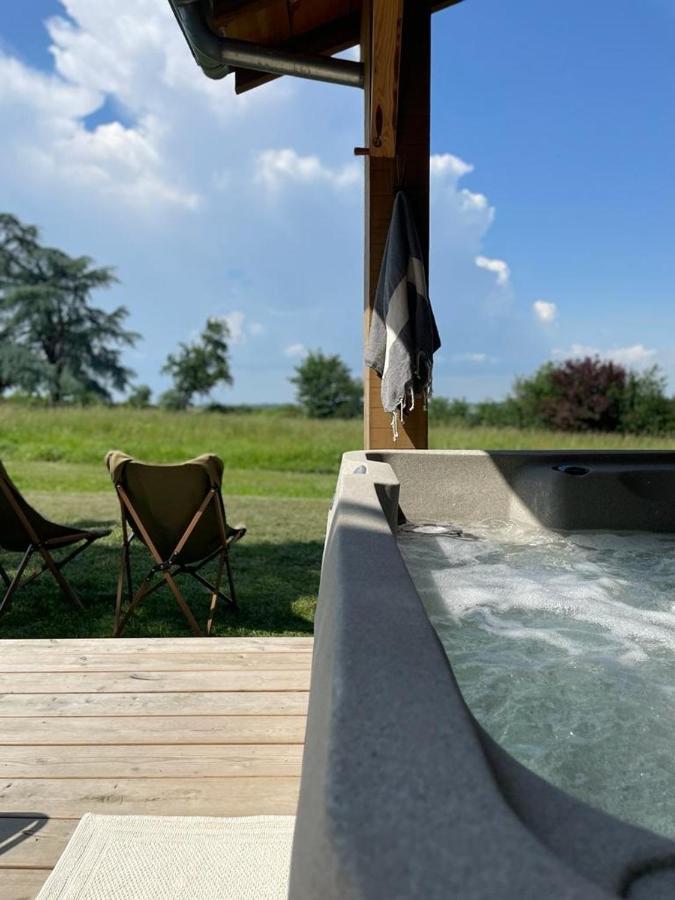 Dome Insolite Cedre Jacuzzi Et Petits Dejeuners Inclus Lagraulet-du-Gers Exterior photo