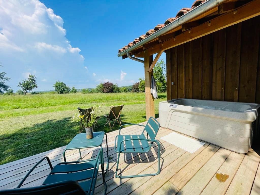Dome Insolite Cedre Jacuzzi Et Petits Dejeuners Inclus Lagraulet-du-Gers Exterior photo